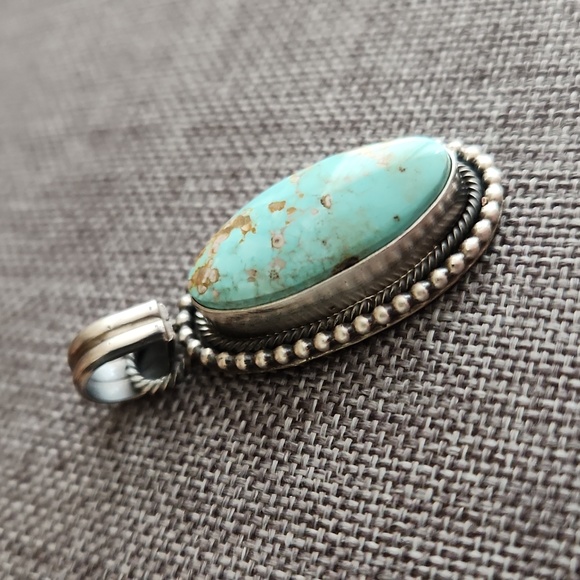 Gorgeous NWOT Native American Navajo Handmade Royston Turquoise Pendant 🩵🎁🤎 - Picture 3 of 11